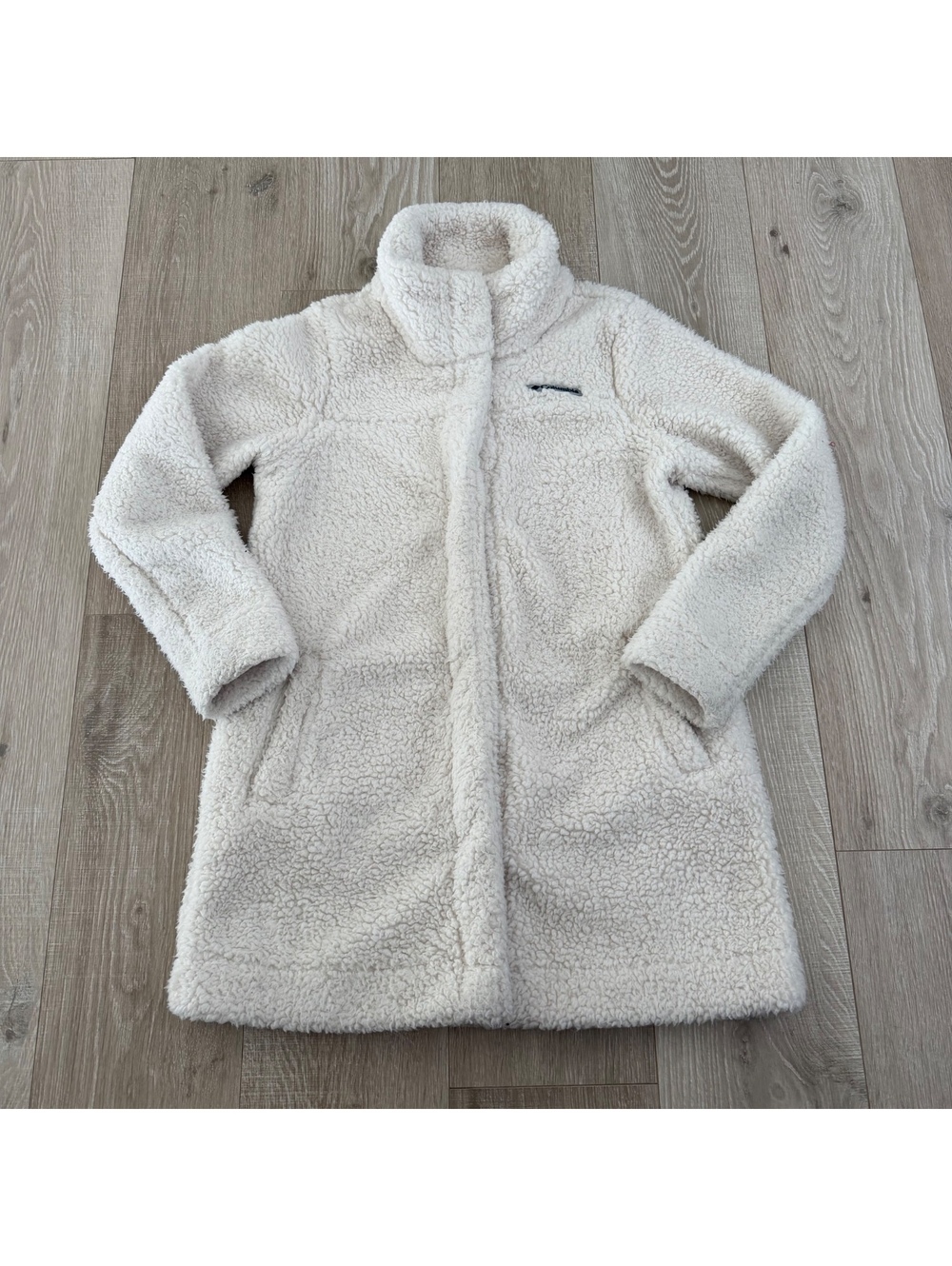 Columbia cream sherpa fleece coat